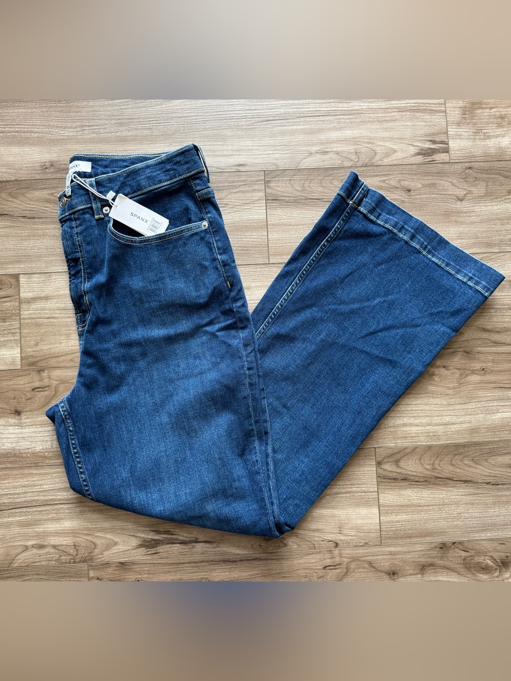 SPANX Lycra flare Jean 21270R Bennet wash Size 18 NEW